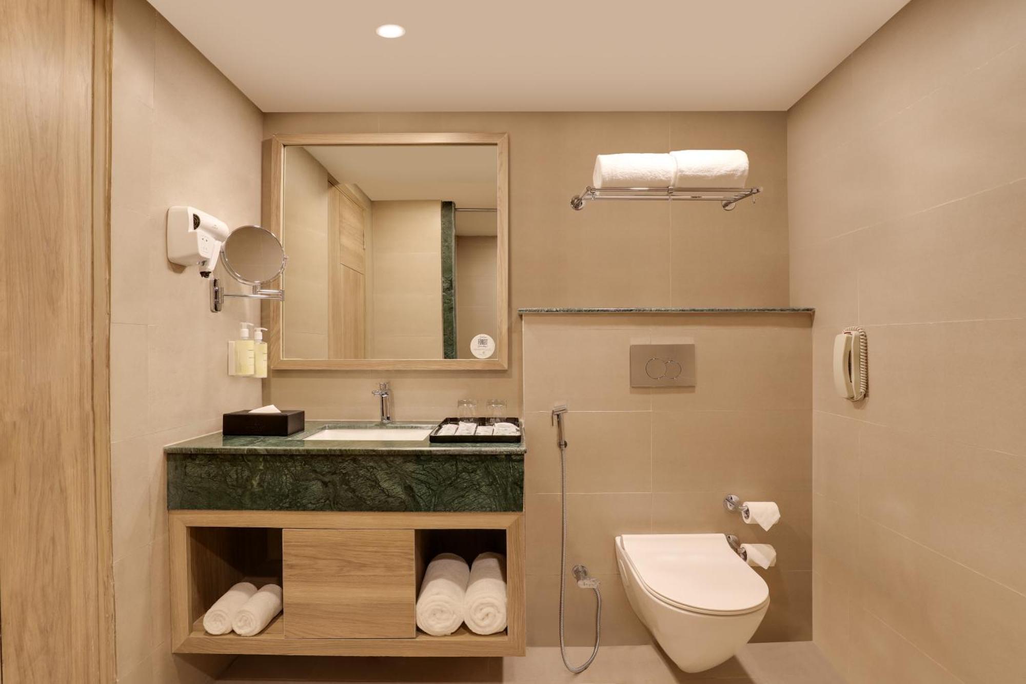 Lemon Tree Hotel, Risikés Kültér fotó