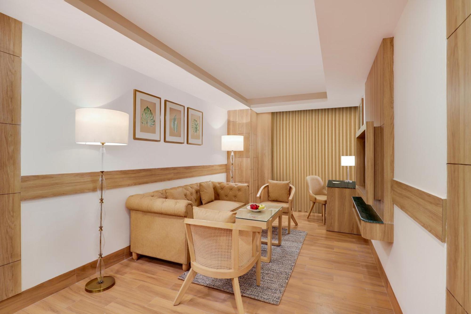 Lemon Tree Hotel, Risikés Kültér fotó