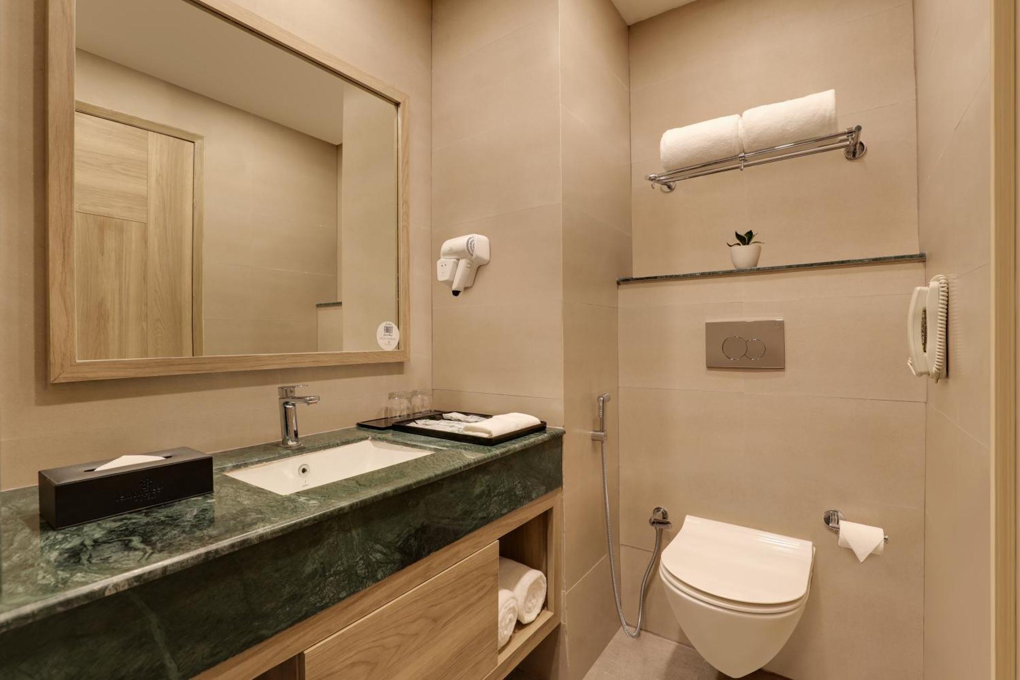 Lemon Tree Hotel, Risikés Kültér fotó