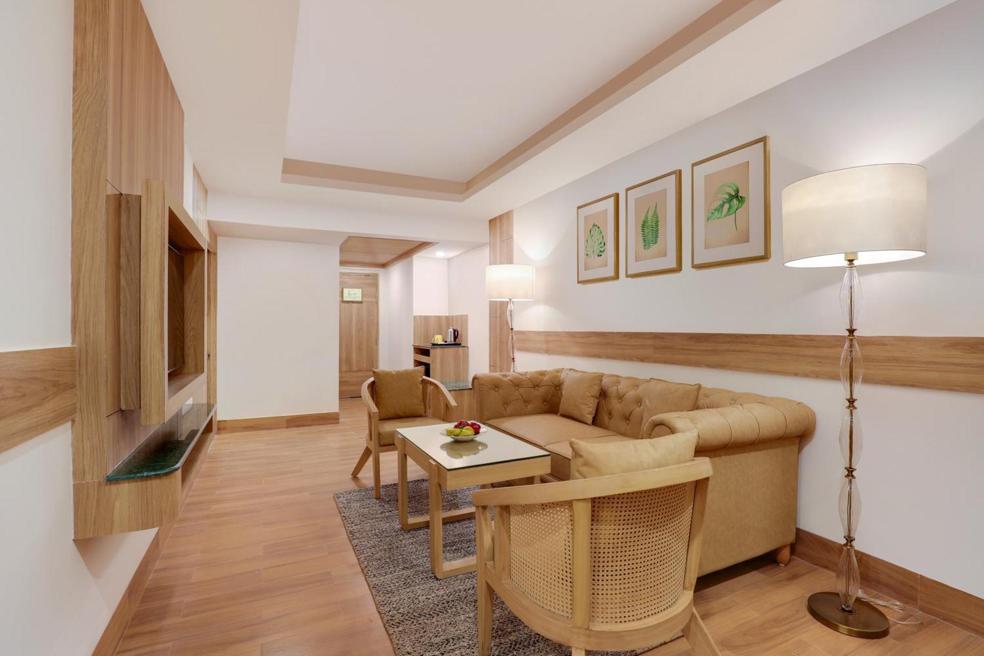 Lemon Tree Hotel, Risikés Kültér fotó